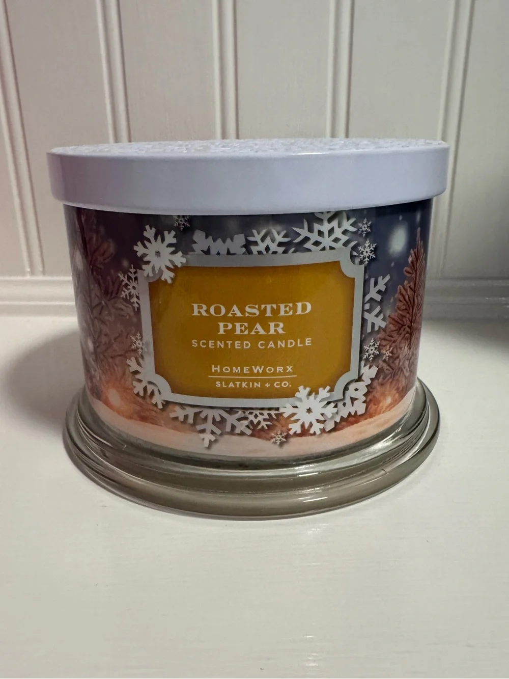 *NWT*Roasted Pear Scented Candle -